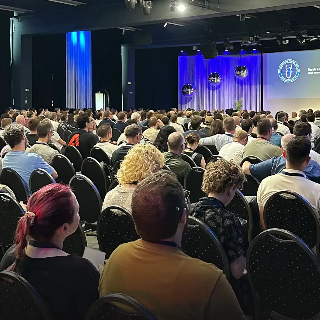 Publikum im Saal beim Swiss Software Festival 2026